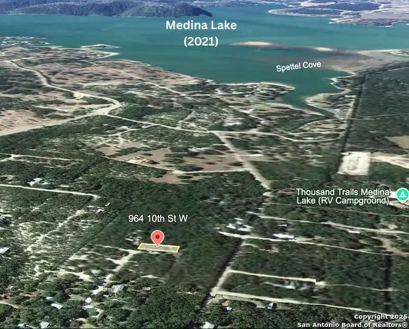 964 10th, Lakehills, TX 78063 - Image #2