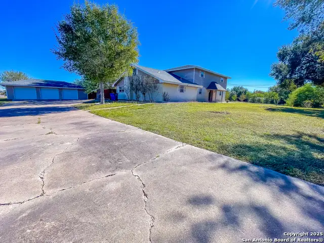 1800 Jones, Beeville, TX 78102 - Image #3