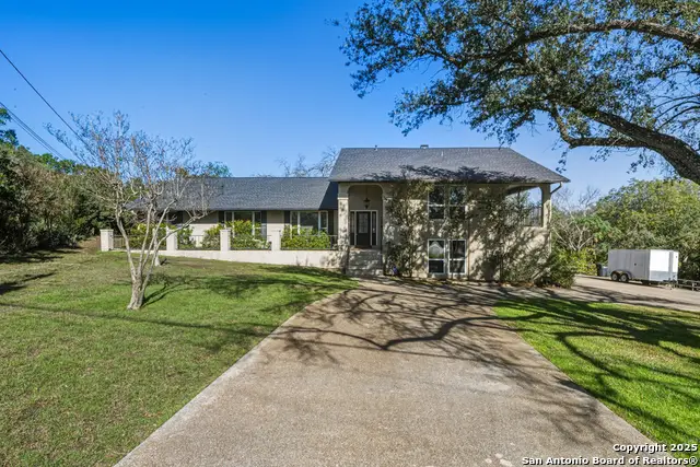 21 Royal Crest, New Braunfels, TX 78130 - Image #2