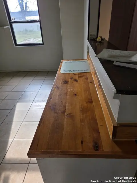 211 Dowman, Schertz, TX 78154 - Image #3