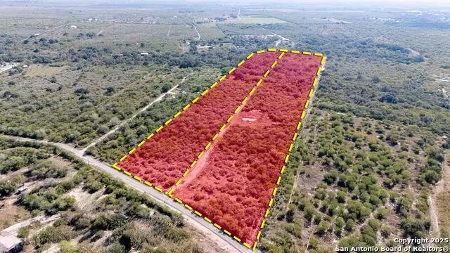 4796 Leslie Lane, Beeville, TX 78102 - Image #1