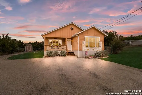 6016 Apache Moon, Spring Branch, TX 78070