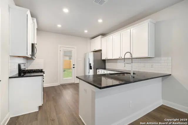 6302 Monk Landing, Converse, TX 78109 - Image #3