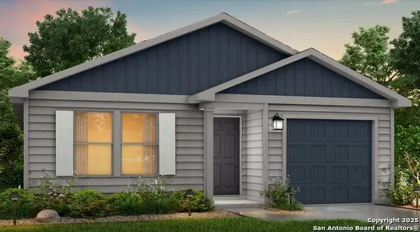 712 Mariposa Circle, Kenedy, TX 78119