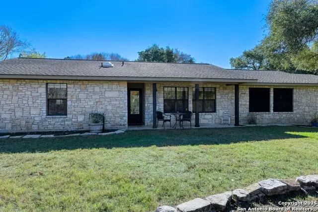 105 Shane Ln, Boerne, TX 78006 - Image #3