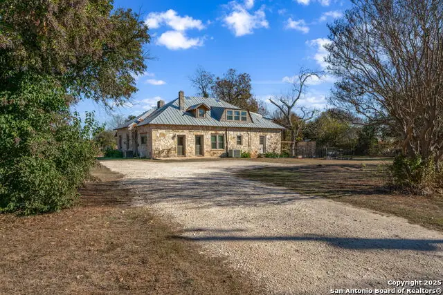 108 Oak Bluff, Boerne, TX 78006 - Image #2