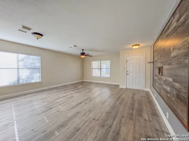 824 Willow Crossing, New Braunfels, TX 78130 - Image #3