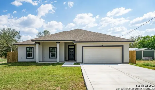 402 Oak Drive, Beeville, TX 78102