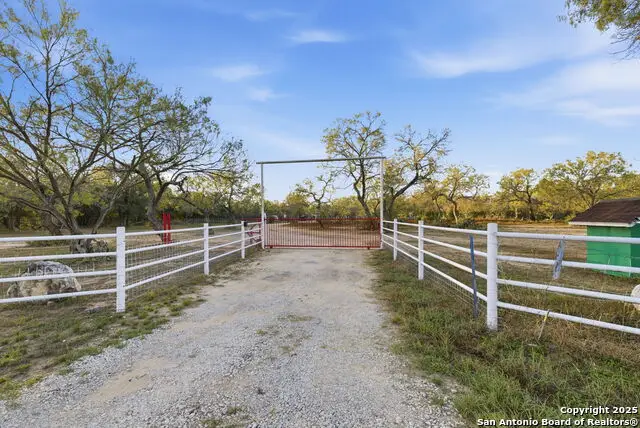 247 Covey, Lytle, TX 78052 - Image #2