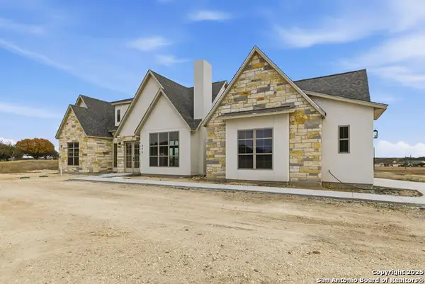 232 Spring Creek, Bandera, TX 78003