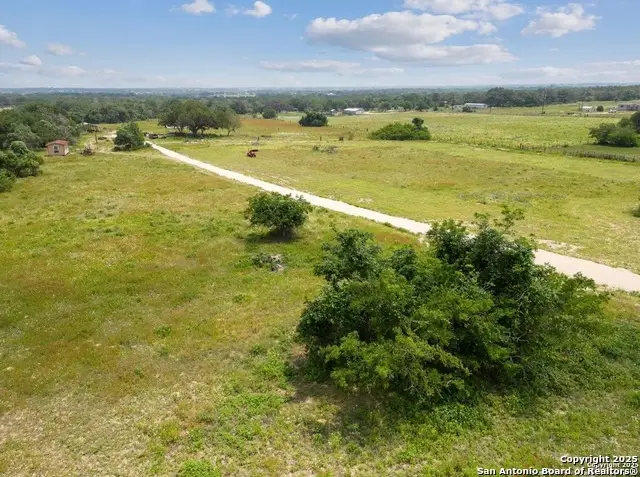 1585 Mogford Rd, San Antonio, TX 78264 - #3