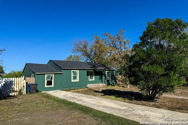 827 Clower, San Antonio, TX 78212 - Image #2