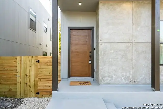 1210 Gardina, San Antonio, TX 78201 - Image #3