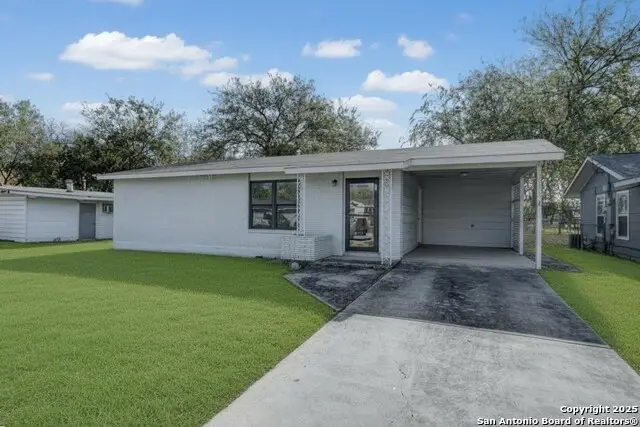 461 Rothe Loop, New Braunfels, TX 78130 - Image #2