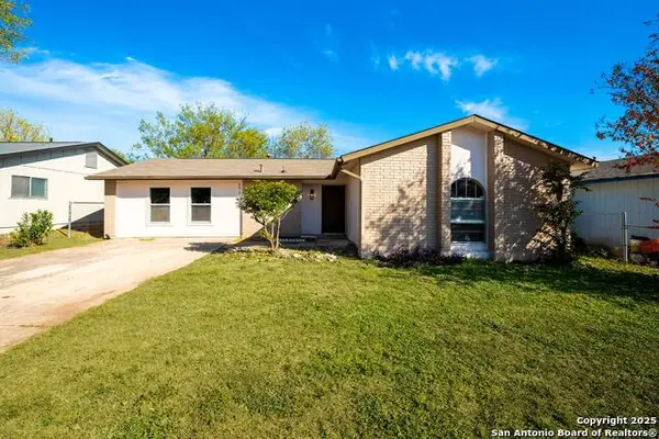 9010 Bowline St, San Antonio, TX 78242