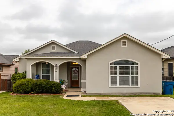 1026 Avenue H, Poteet, TX 78065