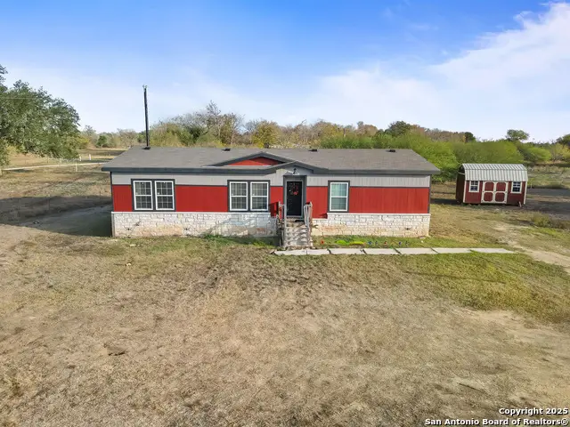 3809 Callihan, Luling, TX 78648 - Image #2
