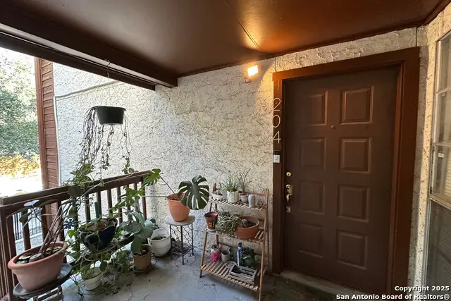 10527 Perrin Beitel #B204, San Antonio, TX 78217 - Image #1