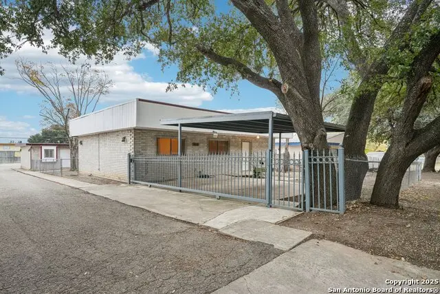 3818 Sherril Brook, San Antonio, TX 78228 - Image #2