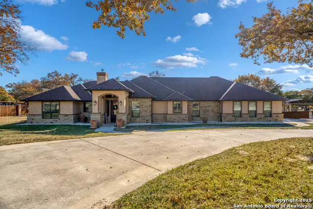 113 Eden Crossing, Adkins, TX 78101 - Image #1