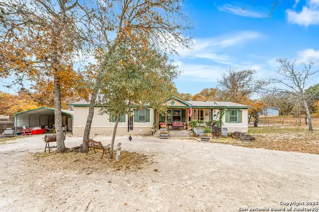 690 Cherry Ridge, Floresville, TX 78114 - Image #3