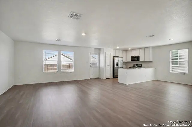 10515 Varmus, Converse, TX 78109 - Image #3