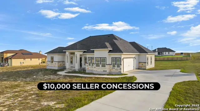 136 Summer Meadow, La Vernia, TX 78121 - #1