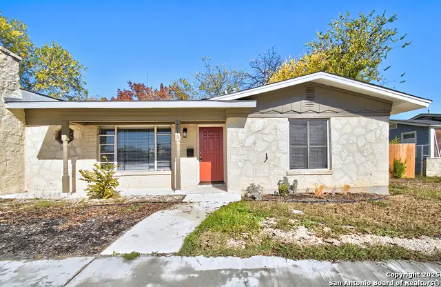 2613 W Summit Ave, San Antonio, TX 78228 - #1