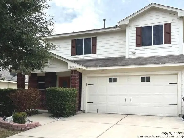 8454 Blackstone Cv, Converse, TX 78109