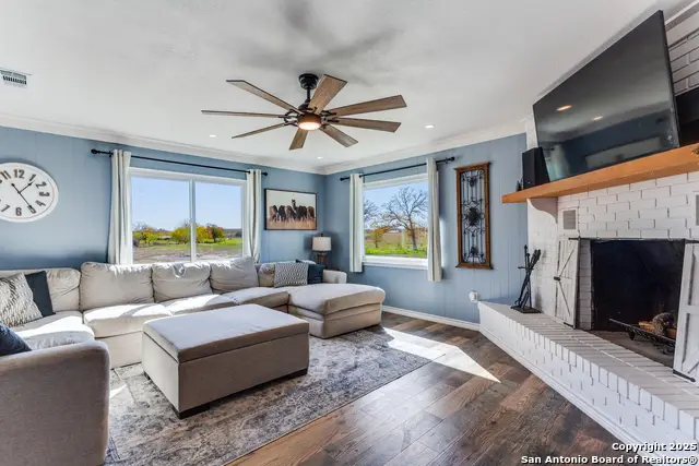 1646 County Road 438, Stockdale, TX 78160 - #2