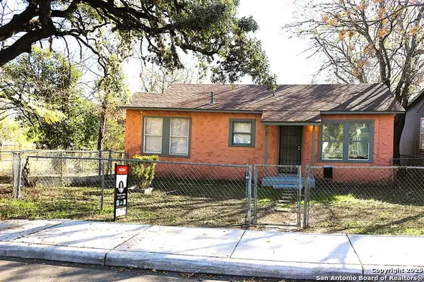 718 Poinsettia, San Antonio, TX 78202