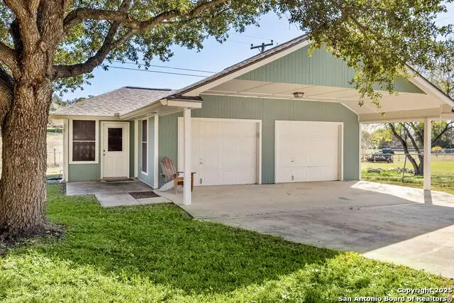 313 Ridge Crest, Seguin, TX 78155 - #3