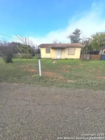 19939 Caruthers, Somerset, TX 78069