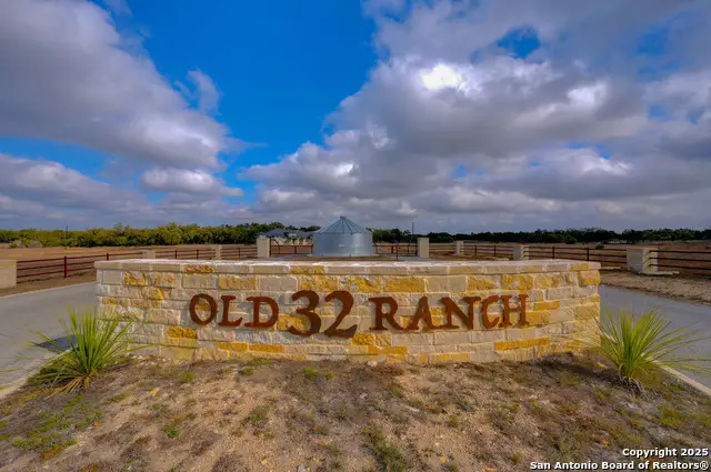 650 Windmill Ridge, Blanco, TX 78606 - Image #3