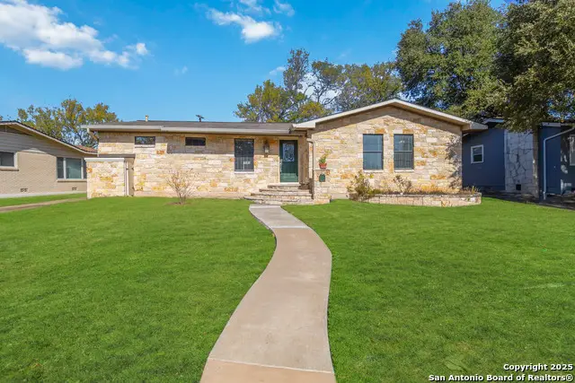 2439 W Summit Ave, San Antonio, TX 78228 - Image #1
