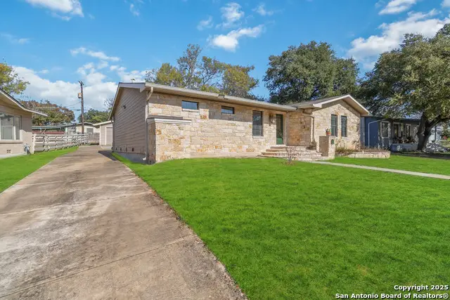 2439 W Summit Ave, San Antonio, TX 78228 - Image #3