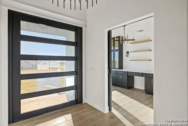 179 Hidden Ranch Ln, Floresville, TX 78114 - Image #2