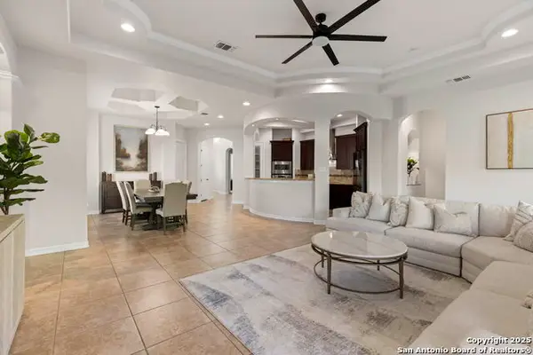 6131 Lowrie, San Antonio, TX 78239