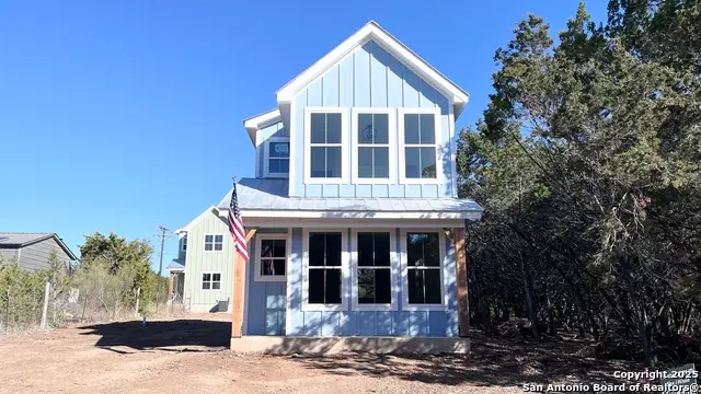 272 Broken Bow, Bandera, TX 78003 - Image #1