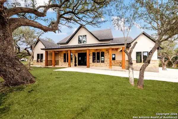 1583 Palomino Springs, Bandera, TX 78003