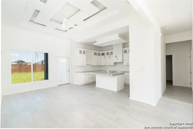 1505 E Encino, Pharr, TX 78577 - Image #3