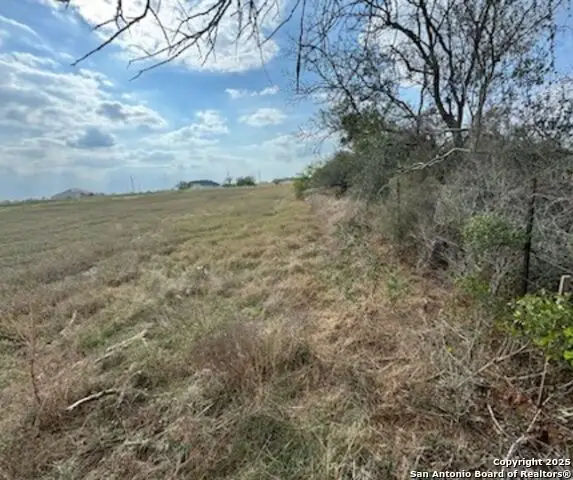 3046 Vista, Seguin, TX 78155 - Image #2