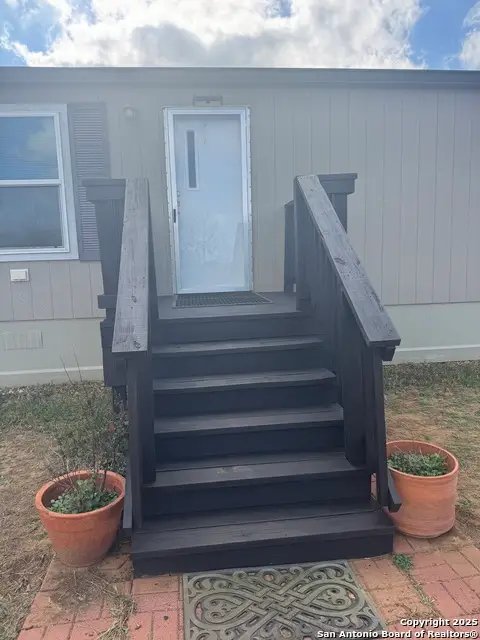 2605 County Road 101, Floresville, TX 78114 - Image #2