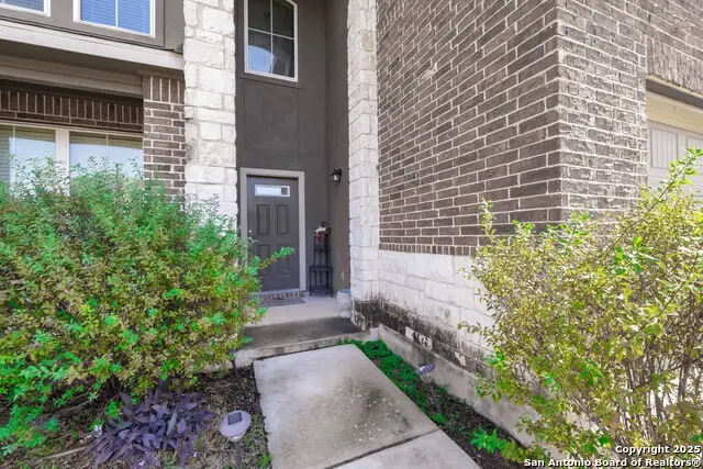 2147 Flintshire Dr, New Braunfels, TX 78130 - Image #2