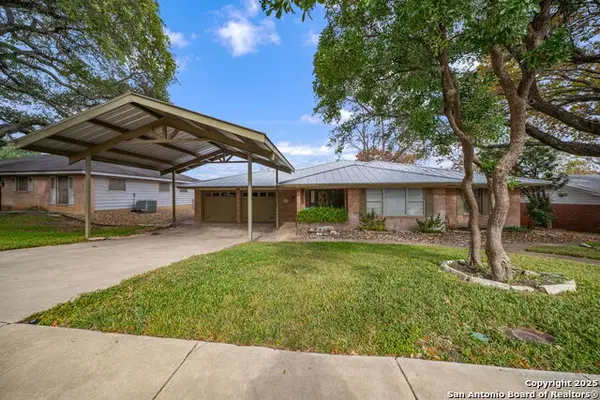 3827 Longridge Dr, San Antonio, TX 78228