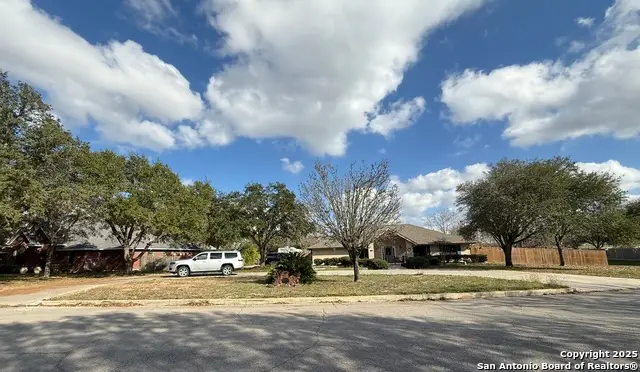 1320 Continental, Pleasanton, TX 78064 - Image #1