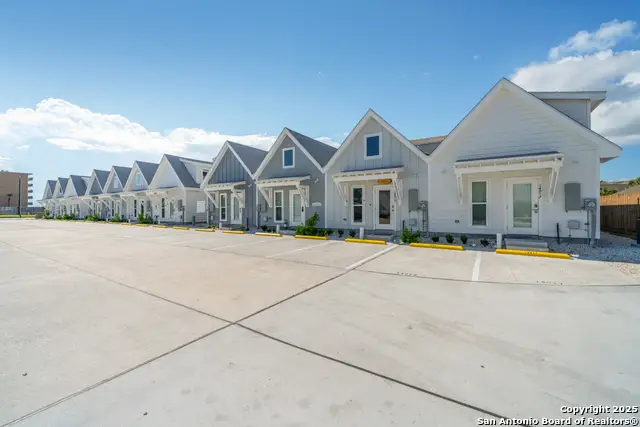 14919 Smugglers Cove Dr, Corpus Christi, TX 78418 - Image #2