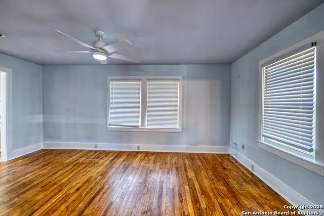 315 3rd St., Uvalde, TX 78801 - Image #3