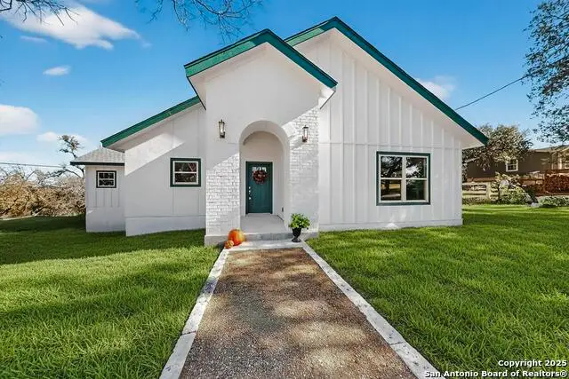 514 Contour, Spring Branch, TX 78070 - Image #2