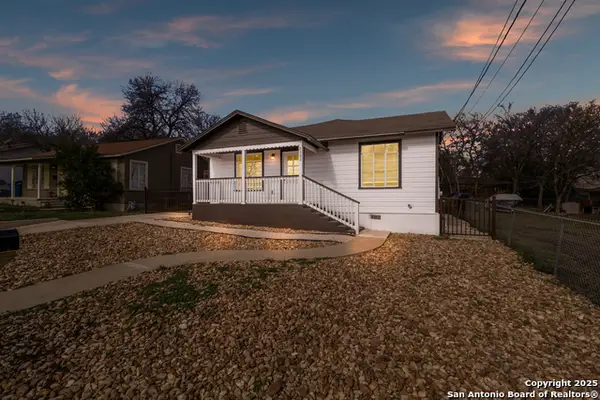 2323 E Crockett, San Antonio, TX 78202